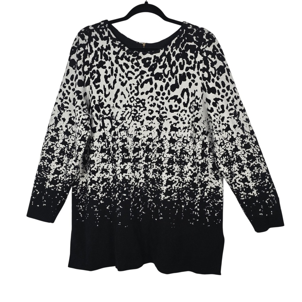 Chicos Womens 4 XXL Black White Leopard‎ Print Knit Tunic Top Gold Back Zip Slit